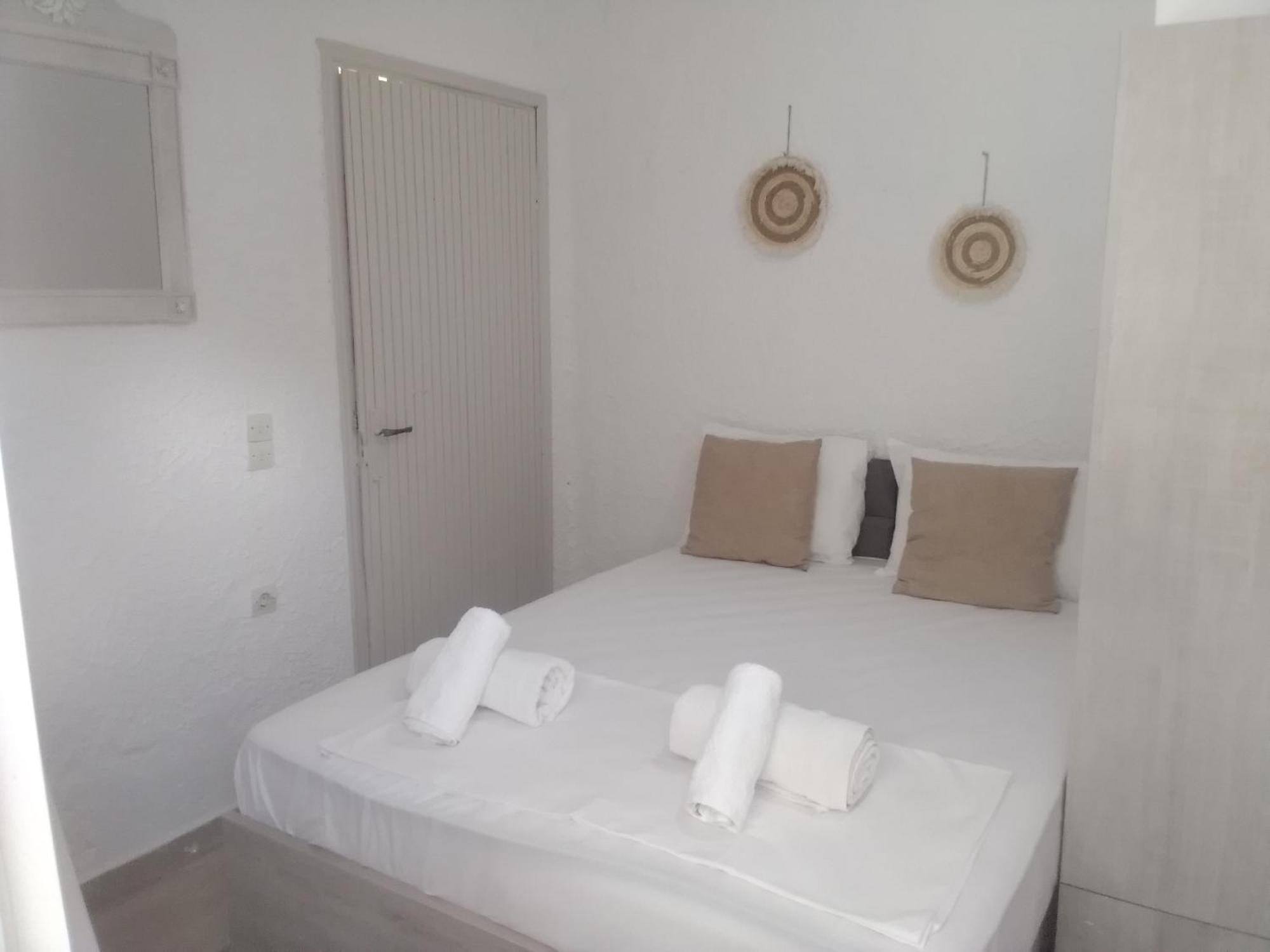 President Guest House Keratokampos Exterior foto